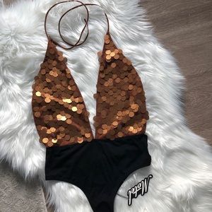 REVOLVE ARIEL SEQUIN BODYSUIT - NWT - size M